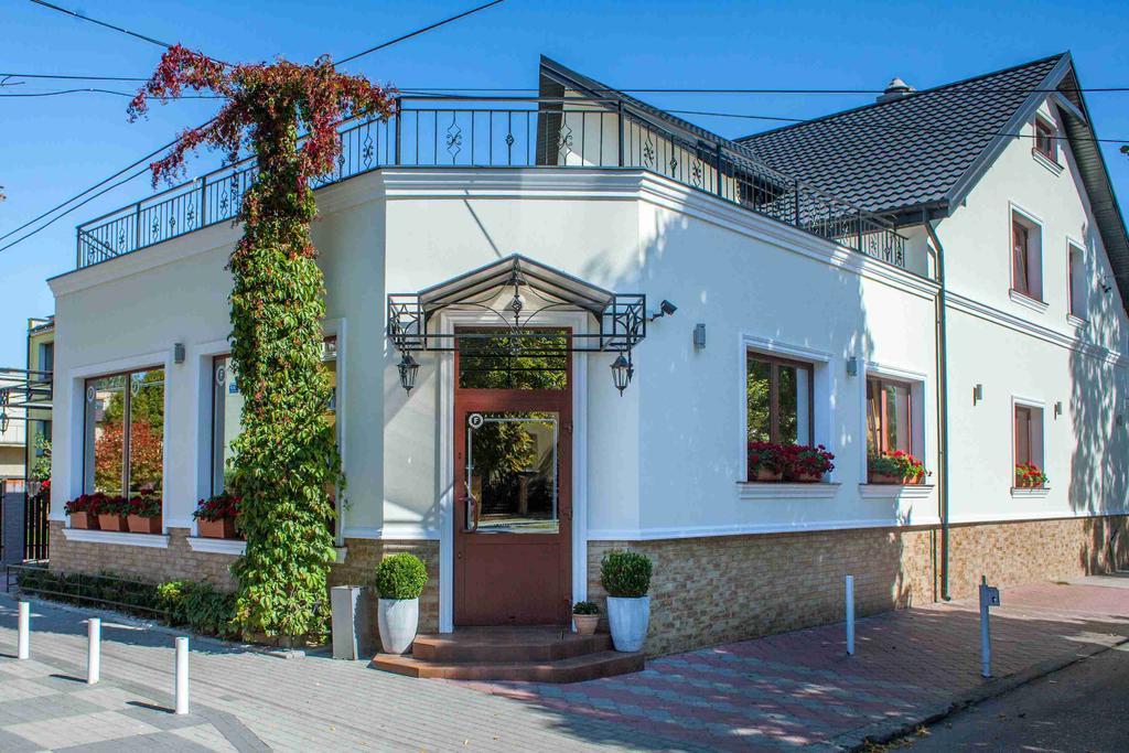 Pokoje De Luxe Figaro Плоцк Екстериор снимка